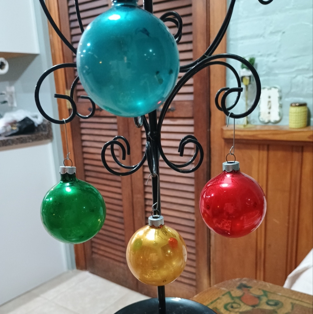 Vintage Noelle American Made Shiny Brites in Original Box Set of 10 Multicolor